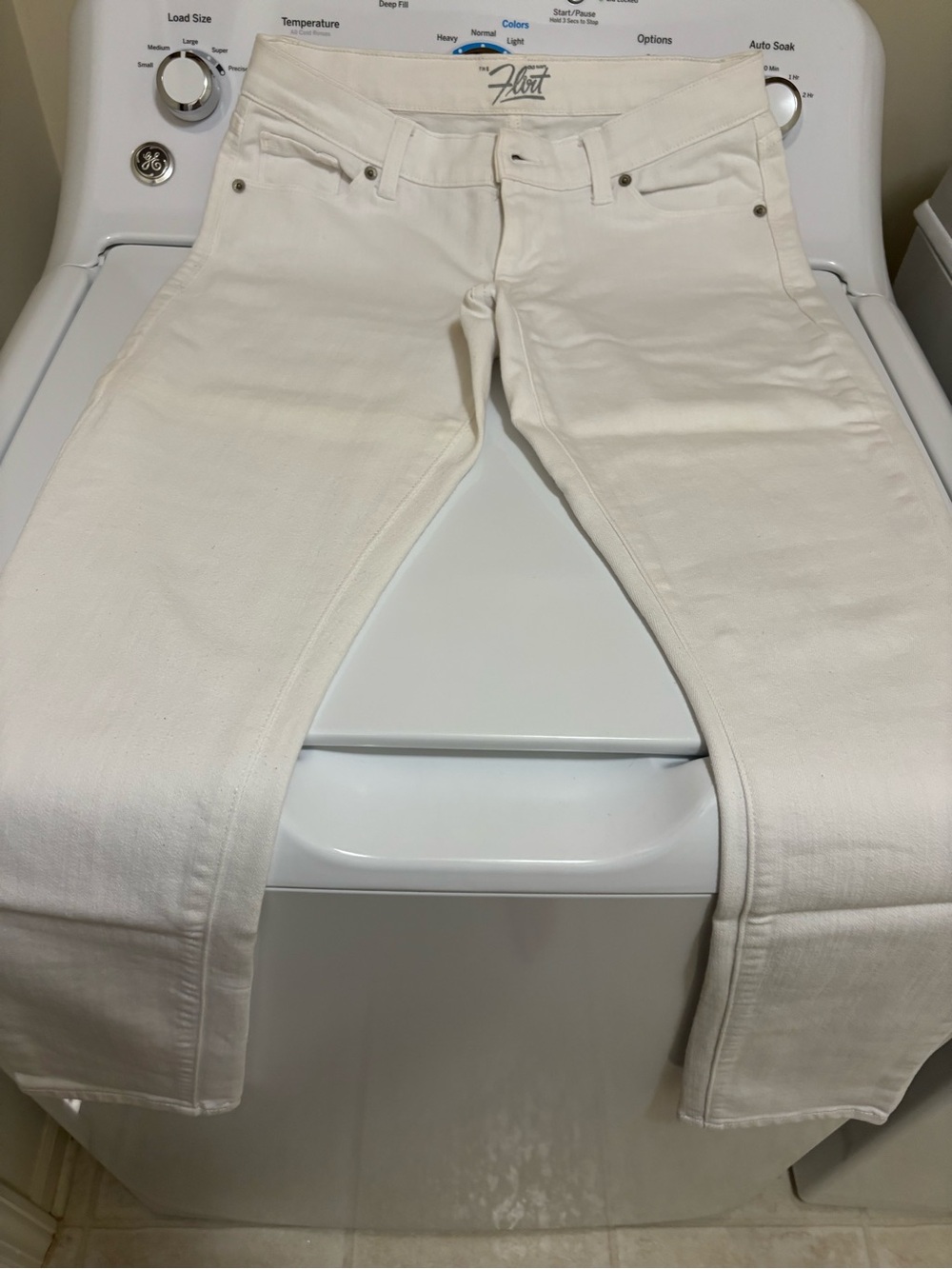 Old Navy The Flirt White Pant